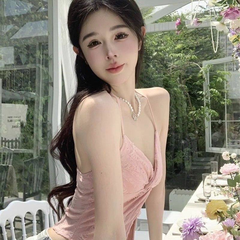 Niche Kink Halter Tank Top